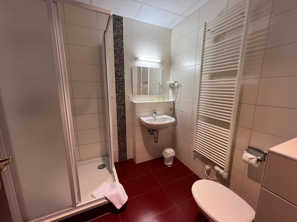 Gaestehaus Niederhof Sundhagen-Niederhof Chambre photo
